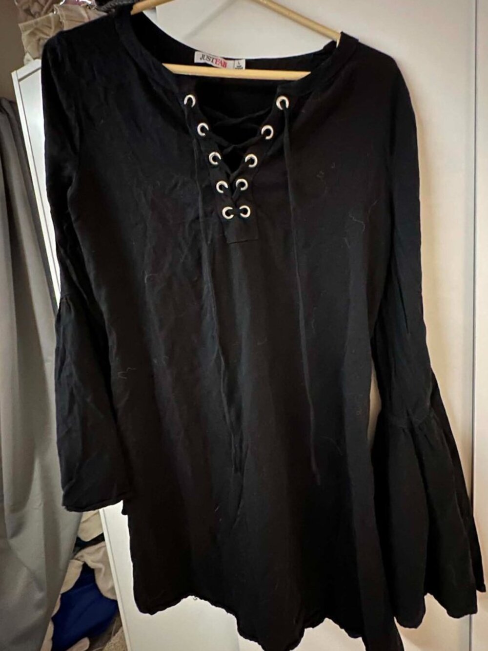 Just Fab ladies dress shirt with fan sleeves